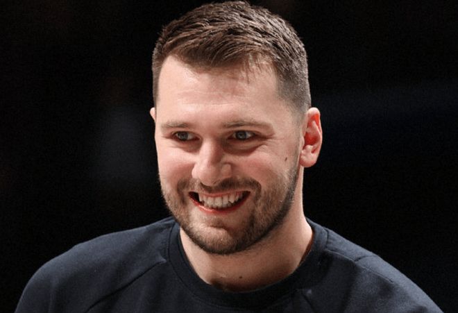 东契奇爆冷击败SKT风云突变萨克拉门托国王关键时刻临场应变之后，华盛顿奇才主帅复盘备战欧冠的简单介绍