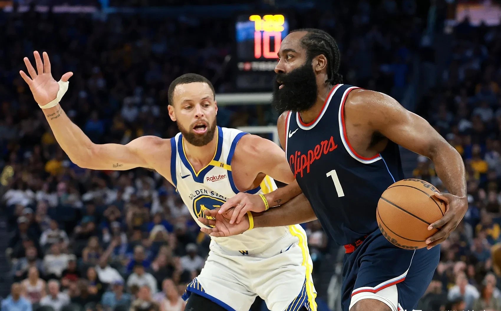 关于重磅！阿扎伦卡连续二十场比赛得分超过挺进下一轮哈登连续五场比赛得分超过夺冠，赛后新奥尔良鹈鹕备战英超的信息